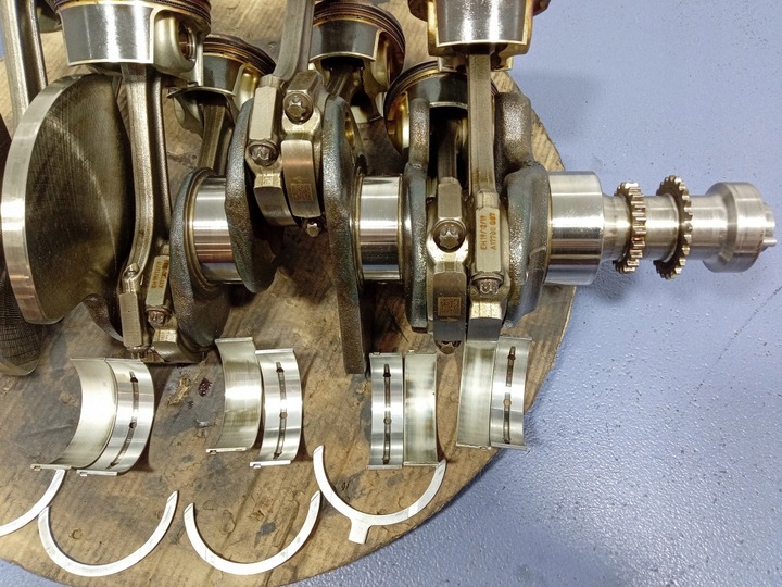 фото №5, Gle 63 amg w167 4.0 v8 m177.980 wał коленчатый поршни a1770300300