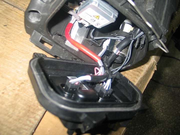 фото №14, Лампа перед ксенон bi-xenon підсвічування vw eos 05-10r. 1q1941751a європа