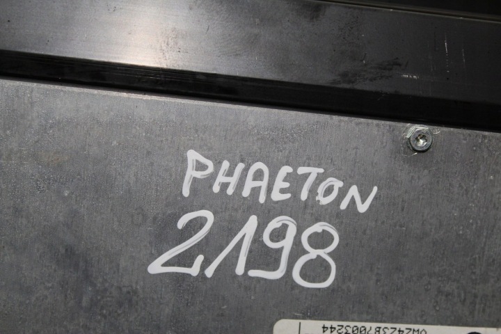 фото №8, Wzmaciacz радио vw phaeton 3d0035456a