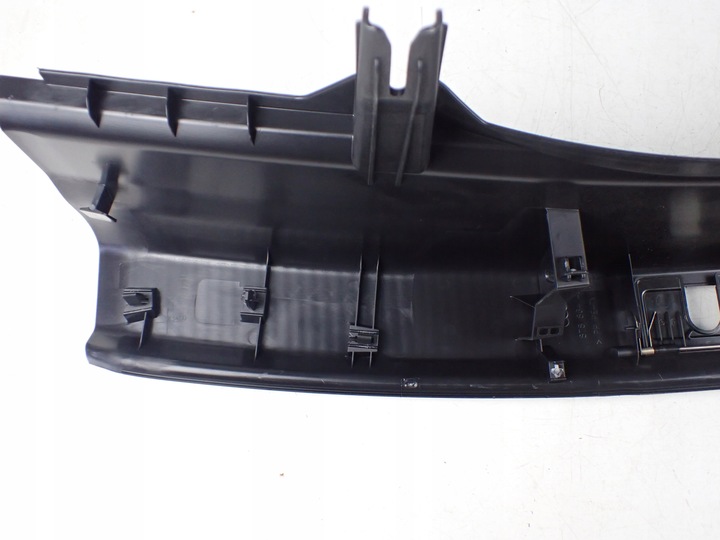 фото №15, Защита краю багажника audi a5 8t 8t8864483