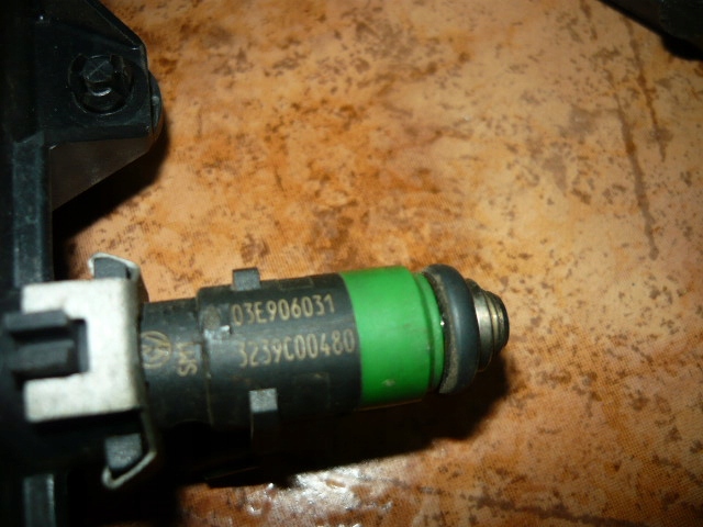 фото №6, Планка впрыскивающий ibiza 6l 3 6j iv 1,2 1,4 1,6 vw