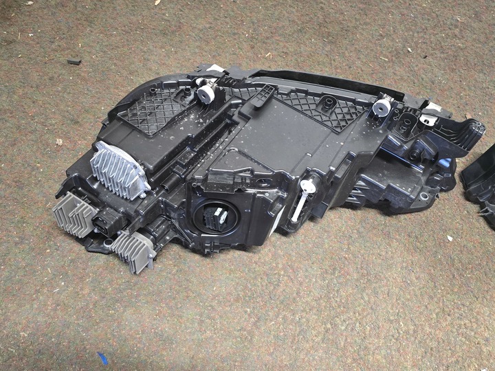 фото №10, Лампи перед ліва права bmw ix i20 m60 laser