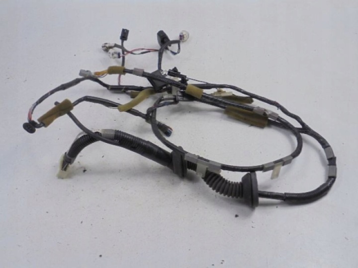 фото №5, Toyota rav4 ii 00-03 жгут крышки 8218442220c