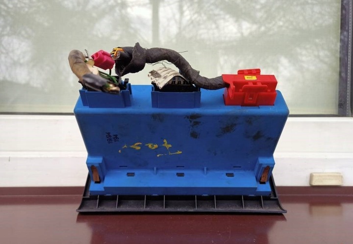 фото №7, Vw passat b4 climatronic панель кондиціонера повітропровід 9bg724961