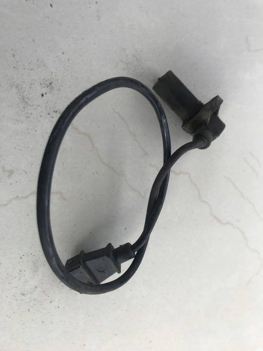 фото №1, Датчик вала датчик холла 1,5 1,6 16v 1,5 1,4 8v lanos.