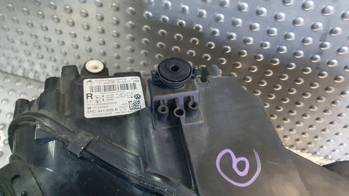 фото №7, Лампа перед правая vw tiguan ii 5nc941006b 16-