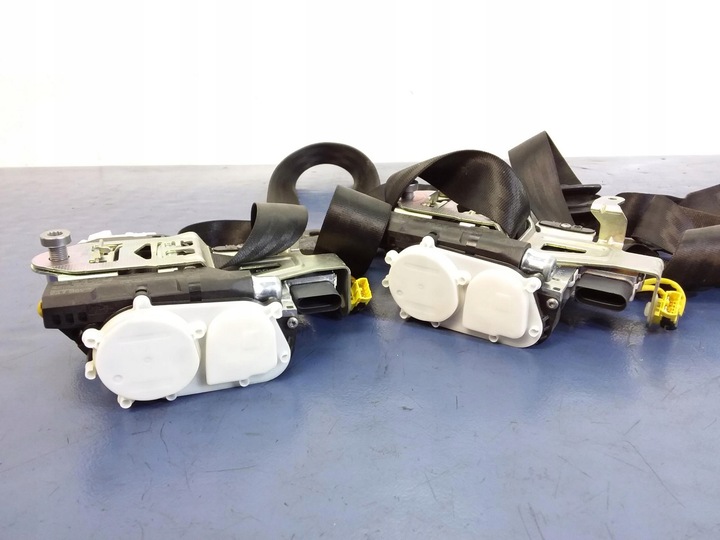 фото №14, Audi a7 4g панель раздаточная консоль подушки ремни