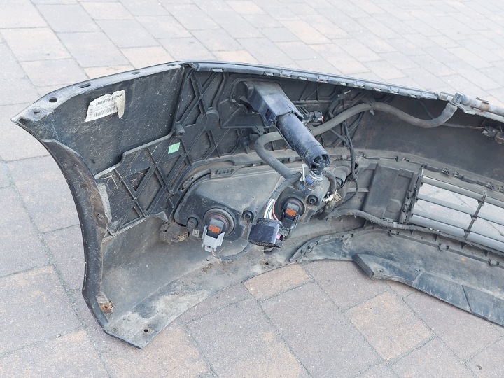 фото №11, Vw passat b7 бампер перед передний распылители pdc 3aa807221 lb8r