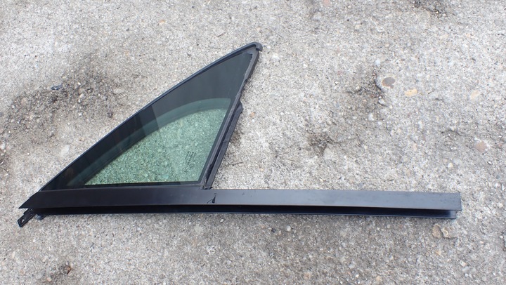 фото №1, Стекло треугольник дверь правый porsche cayenne