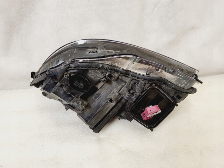 фото №10, Mercedes c класс w204 рестайлинг bi-xenon динамический a2048205659 a2048204339