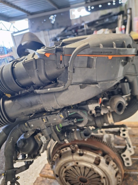 фото №12, Citroen c4 picasso ii 13-16 двигун 1.6 e-hdi 9h06 10jbf
