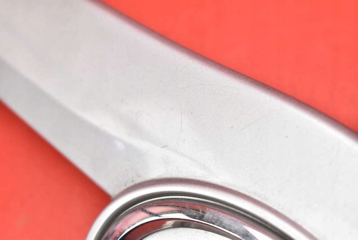 фото №10, Накладка кришки зад задня срібна 76811-0f060 toyota verso 09-13