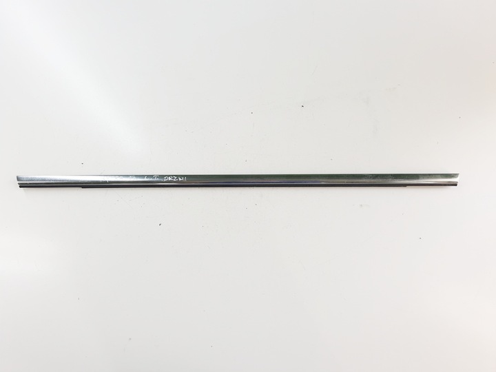 фото №1, Opel astra j iv 13r планка дверь левый зад