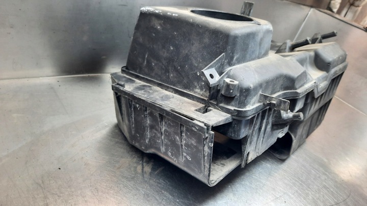 фото №5, Корпус фильтра воздуха 30677718 volvo v70 iii 2.5t 07r