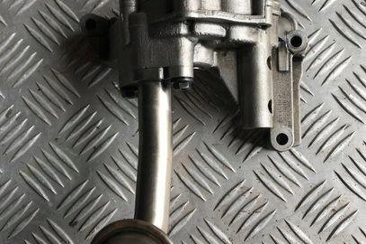 фото №10, Насос масла vw passat вариант b6 3c5 038115105c 1.9l дизель 77kw 2006
