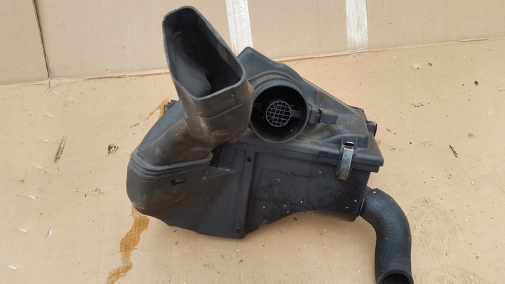 фото №5, Bmw 1 e87 e81 корпус фильтра воздуха