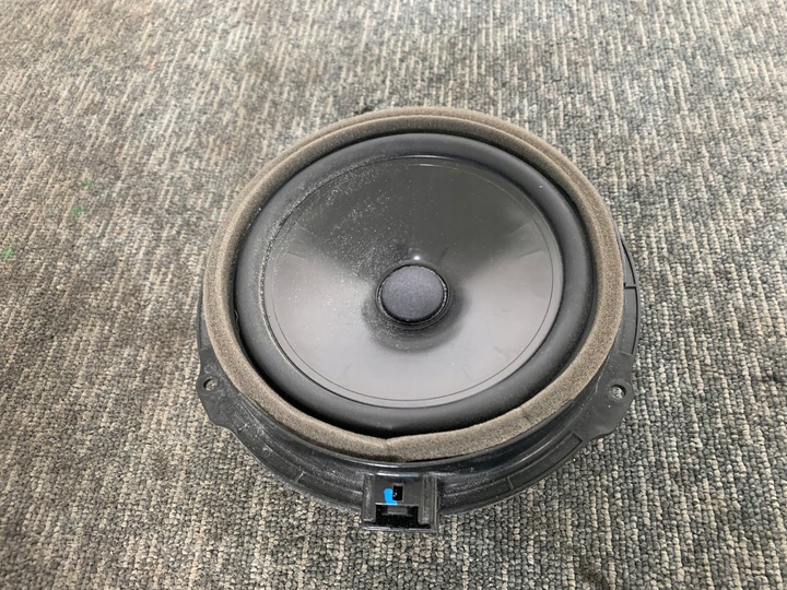 фото №1, Ford mustang mach-e rwd 2021r динамик дверь правые перед правые переднее