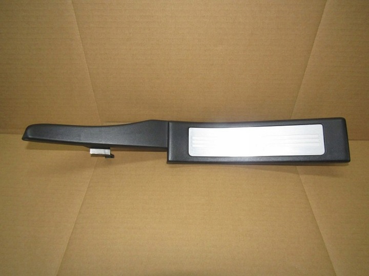 фото №1, Jaguar xf x250 накладка планка пороговая зад задняя правая 8x23-f13244-a