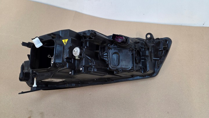 фото №11, Vw touareg 7p1 рестайлінг bi-xenon лампа передня права перед 7p1941032