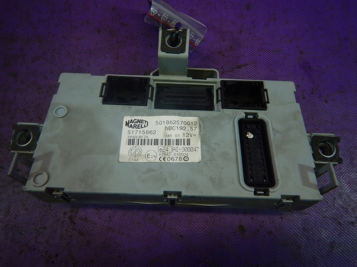 фото №1, Fiat stilo 1.9 jtd коробка предохранителей 51715862