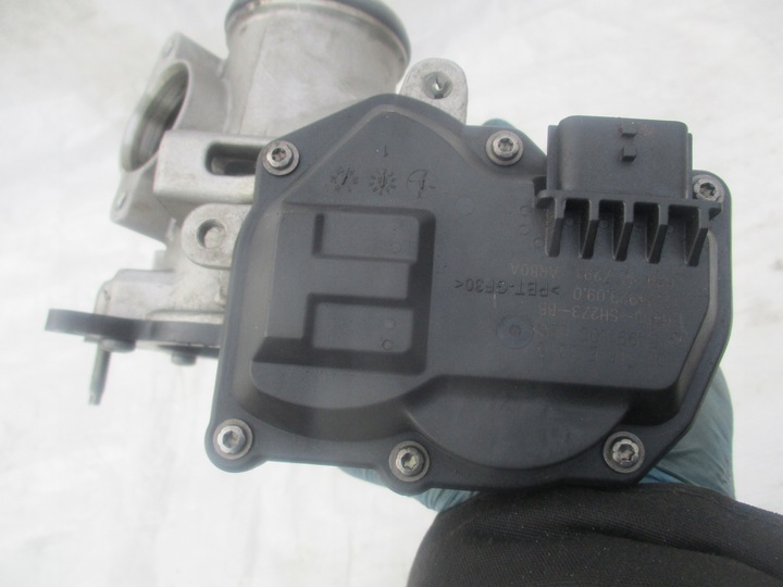 фото №13, Дроссельная заслонка клапан egr jaguar xe xf range 2.0d