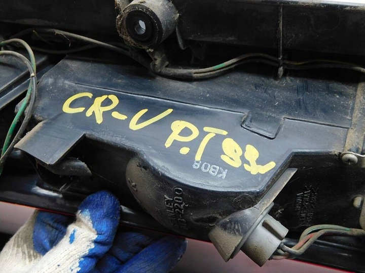 фото №12, Honda cr-v i 1999r - лампа правые зад