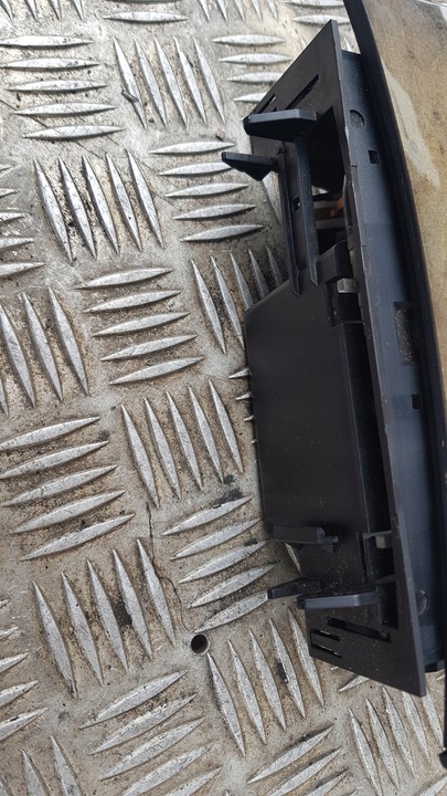 фото №8, Mercedes w211 пепельница бардачок дерево