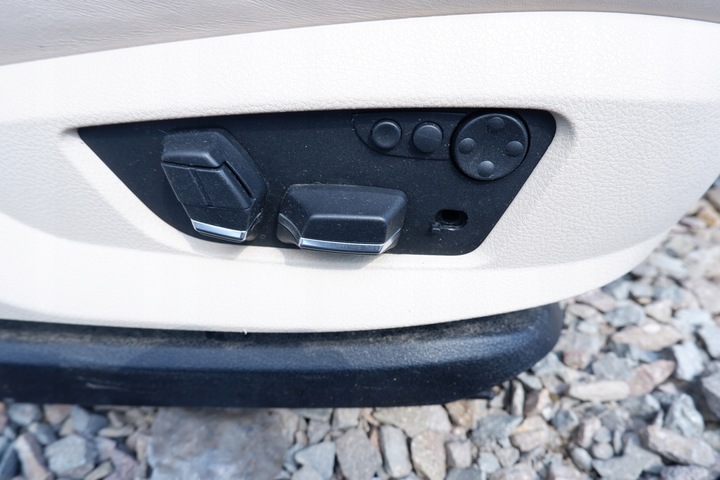 фото №6, Bmw f11 сиденья комфорта мониторы ролеты