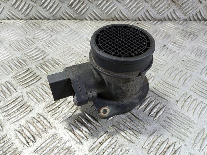 фото №1, Витратомір do audi a4 b6 06a906461l