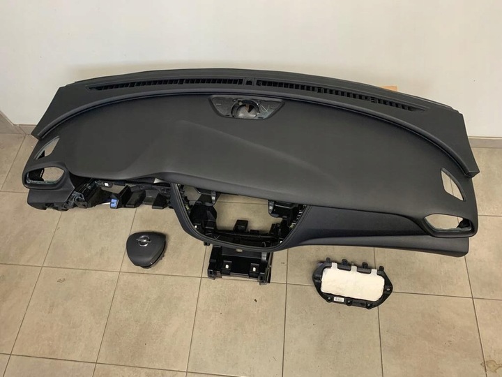 фото №1, Opel grandland панель консоль подушки kpl