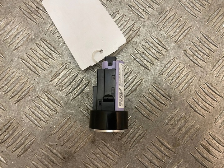 фото №6, Toyota land cruiser j150 2017 кнопка запалювання старт / сплав