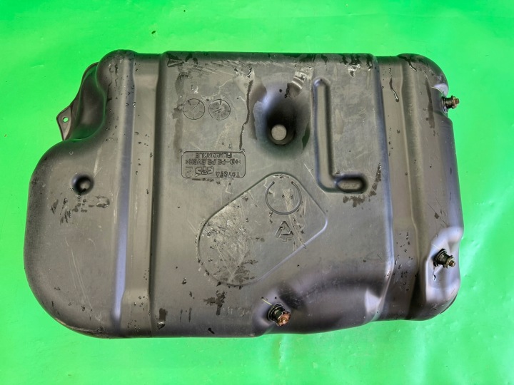 фото №8, Bak бак топлива toyota prius 2 ii xw20 1.5 гибрид 03-09