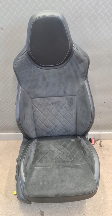 фото №12, Сиденья диван кожа кожаные подогрев superb iii универсал спортлайн алькантара