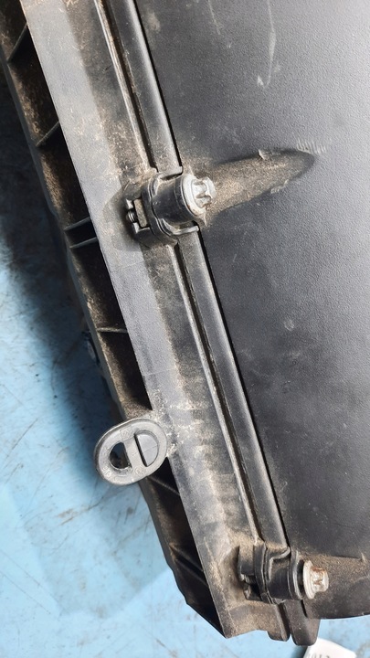 фото №4, Корпус фільтра повітря a6130900601 mercedes w220