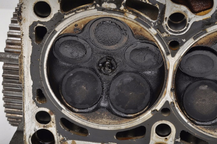 фото №8, Audi a4 b6 2.0 20v 130km головка alt 06b103373aa 2000/11 - 2004/12