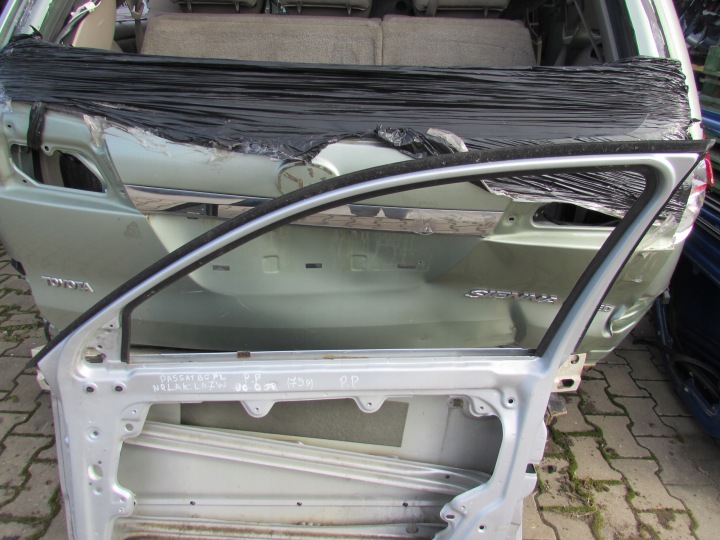 фото №11, Дверь правая перед vw passat b5 рестайлинг 00-05r la7w
