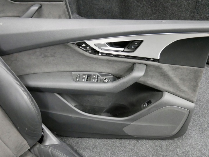 фото №8, Сидіння обшивки комплект шкіра алькантара audi q7 4m