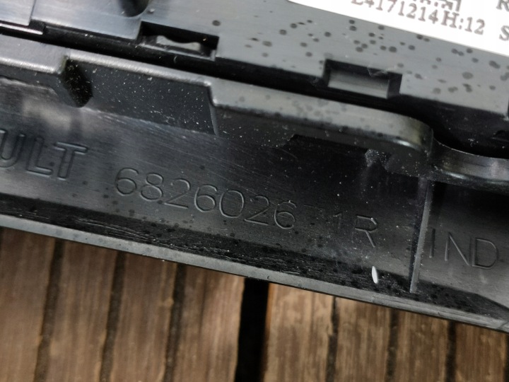 фото №11, Renault zoe z.e. i 2013-2018 рамка радіо навігації 682602671r oem номер