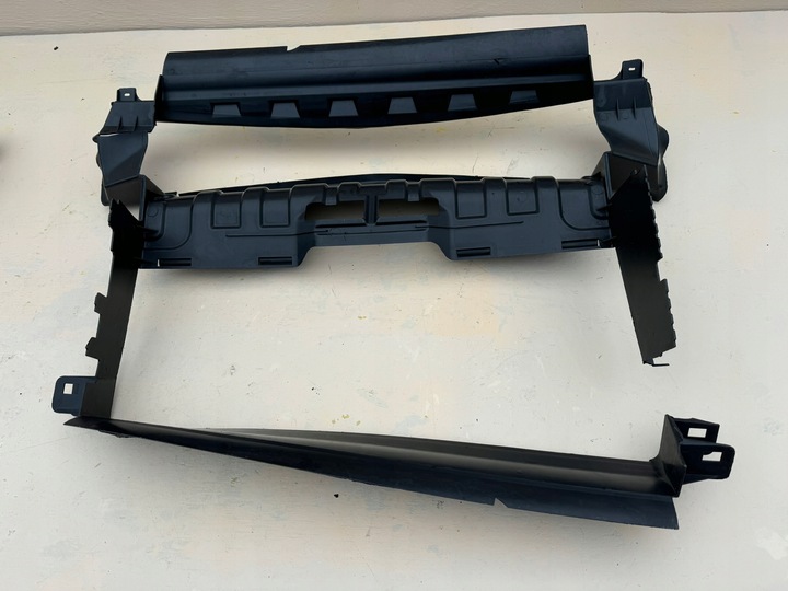 фото №1, Land rover freelander 2 ii 06-11r защита ремня передней перед 6h52-17f017