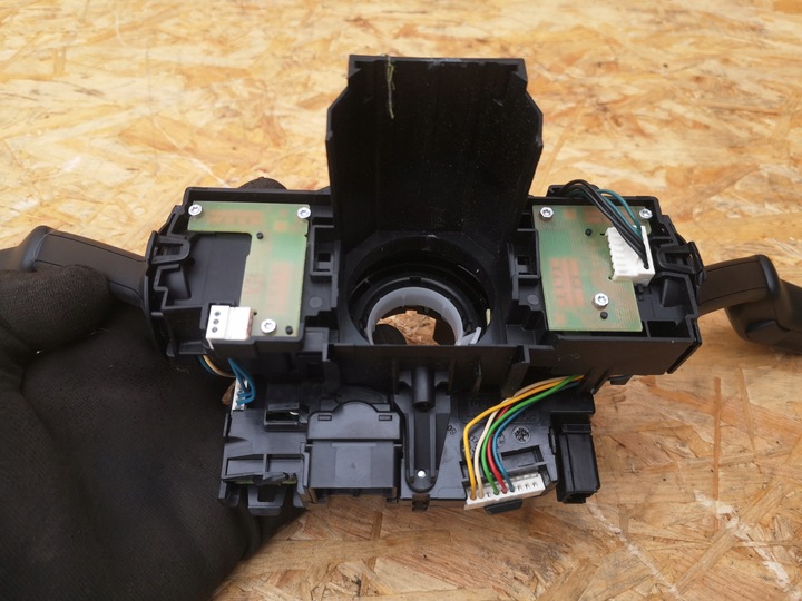 фото №6, Seat ateca стрічка підкермові важелі перемикач 5q0953549f