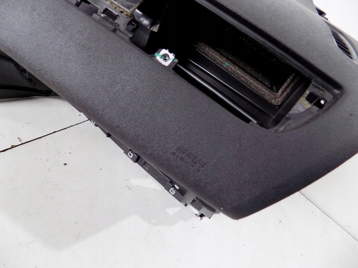 фото №6, Citroen c5 iii 09r торпедо роздавальна консоль подушка