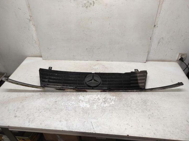 фото №7, Mercedes vito w638 96- решётка решётка радиатора решётка a6388880415