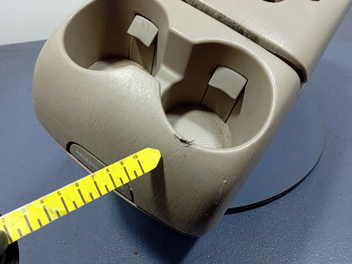 фото №13, Toyota sienna ii xl20 03- підлокітник бардачок кріплення na чашки