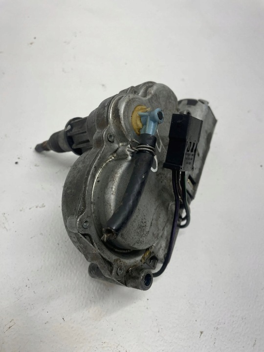 фото №5, Audi a6 s6 c4 4a 1996 моторчик дворники стёкла задней