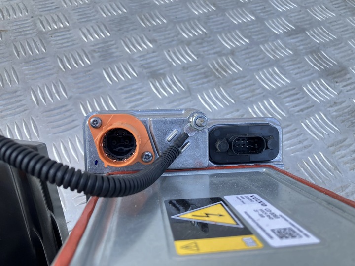 фото №5, Інвертор перетворювач напруги volvo ec40 c40 e400v2