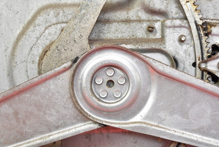 фото №10, Подъемник стекла правые перед eu 8679081-rh volvo v50 03-11