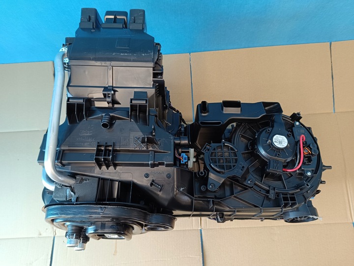 фото №10, Audi a3 8y рестайлінг 1.5tsi 85kw 2025r обігрівач комбайн 5wb816001b 5q1820007d