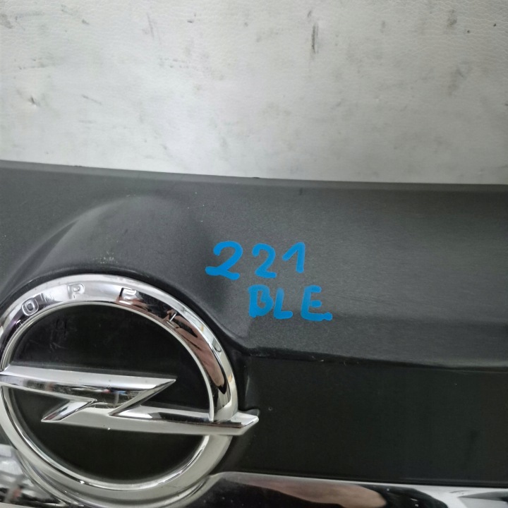фото №12, Opel mokka a i 1 x 12-19 накладка молдинг накладка крышки зад