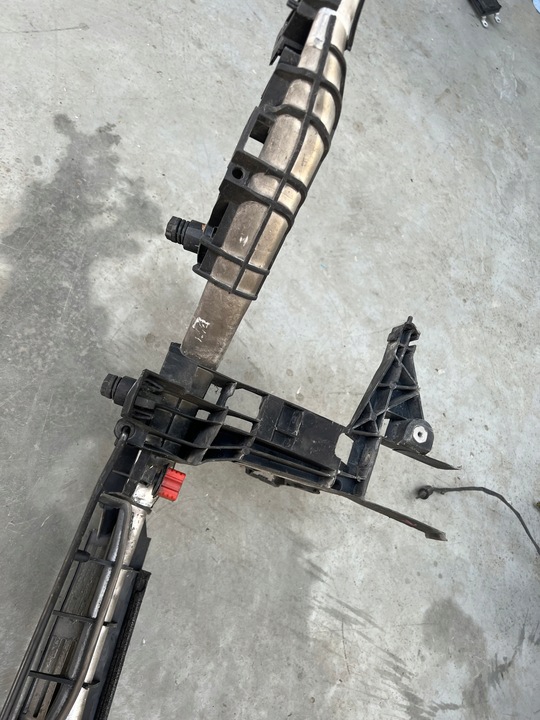 фото №6, Pas переднее радиатор mercedes a-klasa w176 1.5d механическая коробка передач