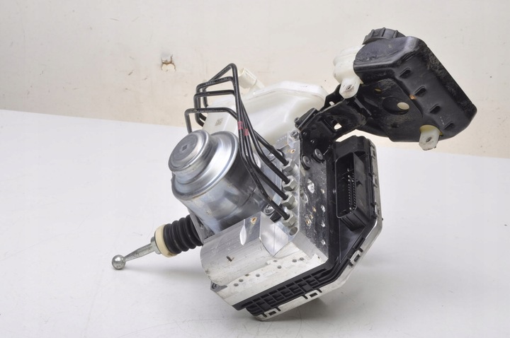 фото №7, Volvo xc60 ii насос тормозная 32281728 32333265